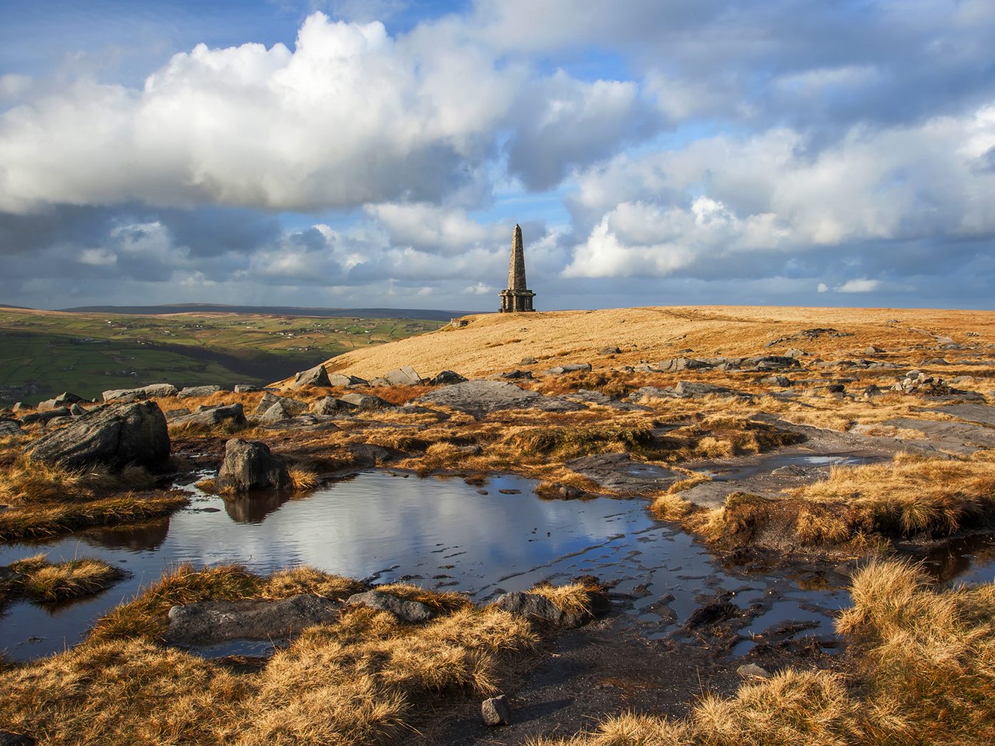 Stoodley Pike, Calderdale